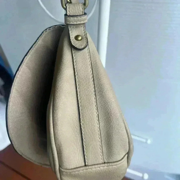Crossbody Handbag in Beige - Picture 10 of 10